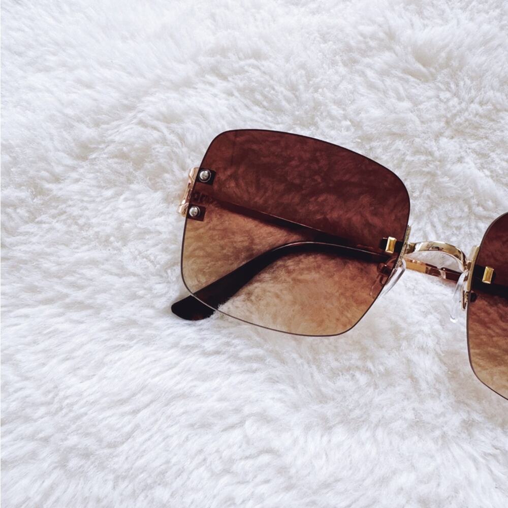 Laurel Clear Brown Rimless Sleek Sunglasses - Picture 2 of 10